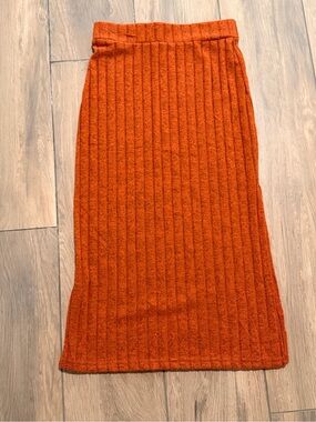 Ribbed Knit Midi Skirt in Burnt Orange
